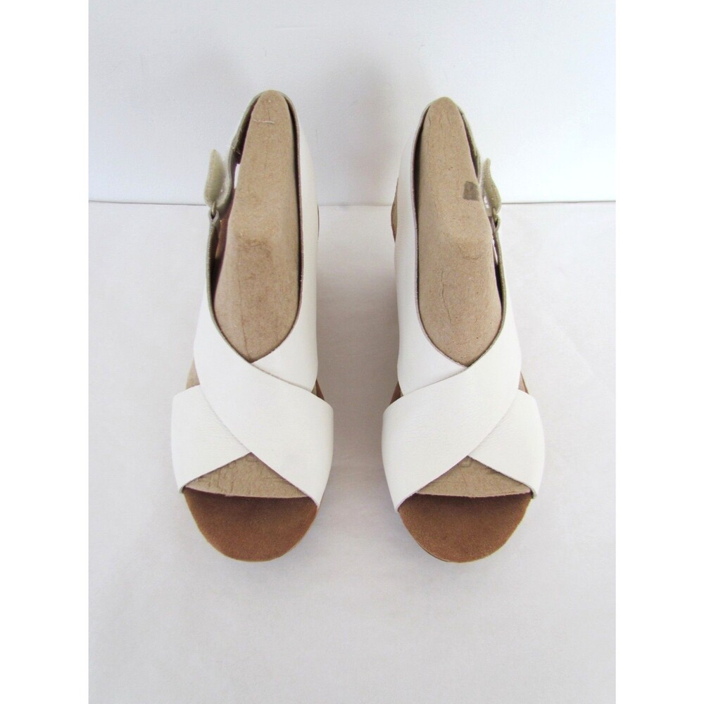 Clarks Artisan Caslynn Shae White Leather Cork Wedge Sandals 7 Med NIB RARE - Picture 11 of 16